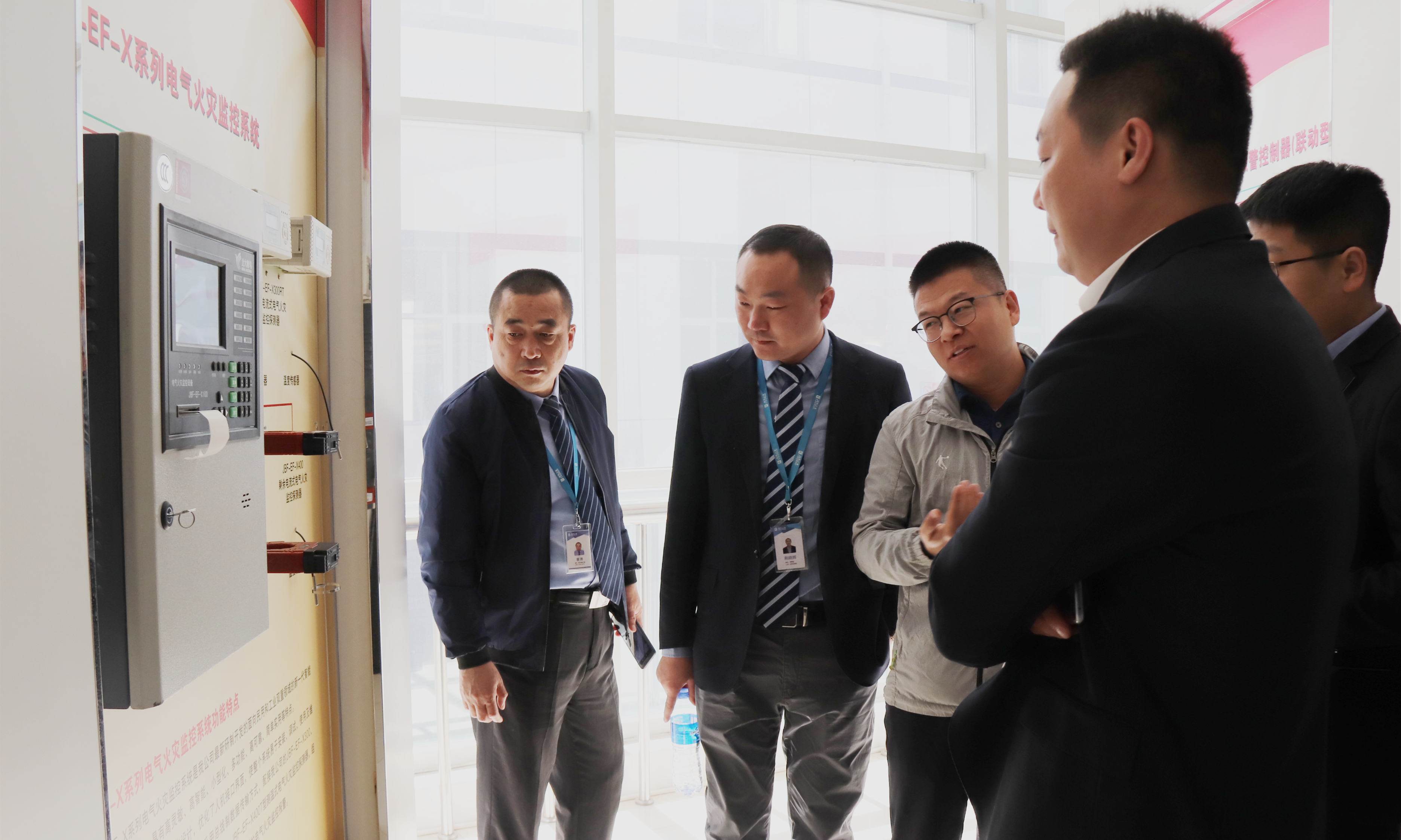 hahabet�ǳ��󺣹ٷ���վ-�����������ͷ